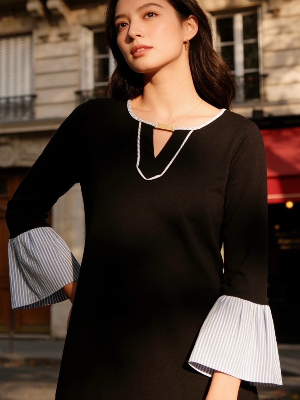Jones New York Signature Black Keyhole Top with Bell Cuffs